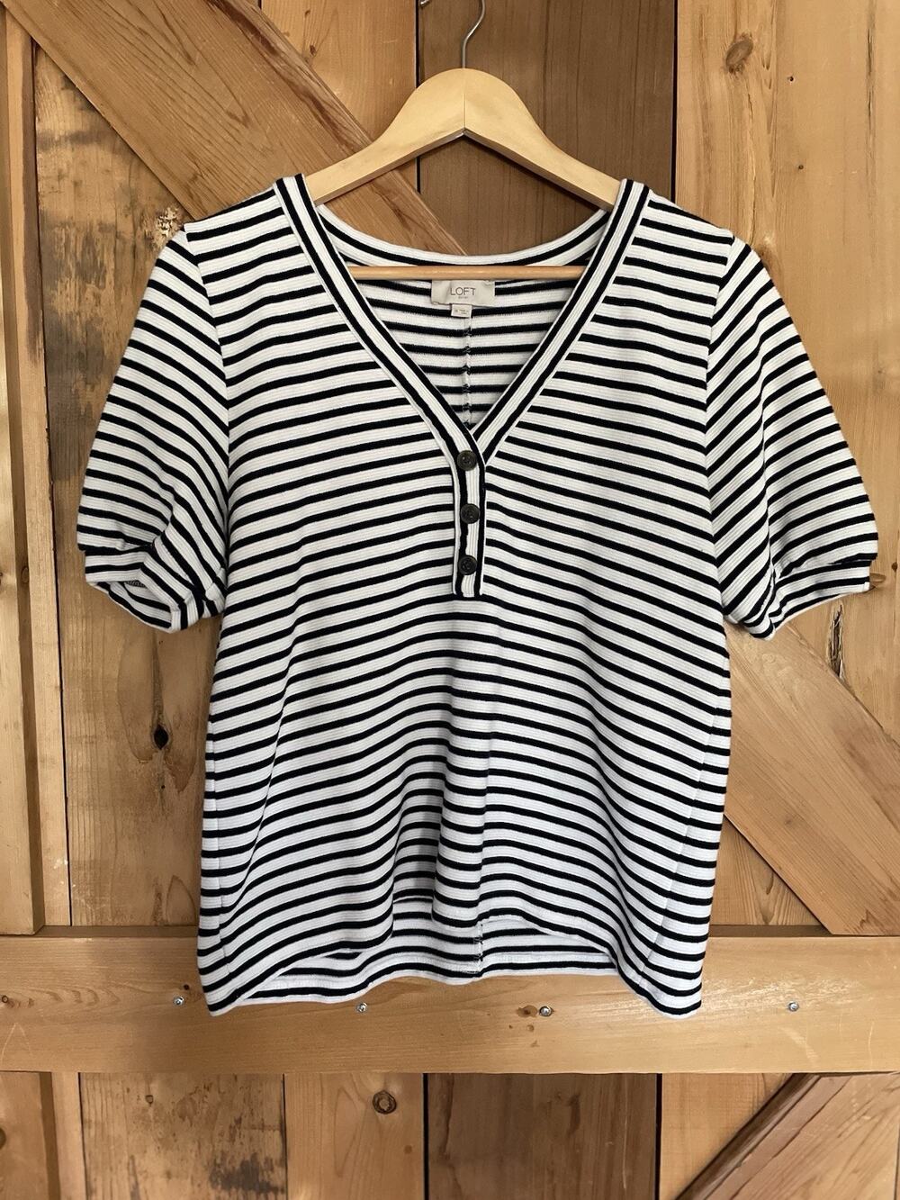 LOFT Women’s Black and White Striped V-Neck Puff Short Sleeve Blouse, SZ M